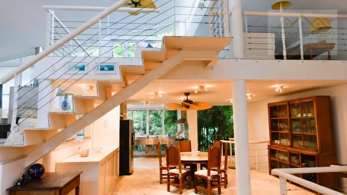 Casa de Condomínio com 3 quartos à venda, 8235m2 em Jardim Itatiaia, Embu Das Artes - SP - imagem 5 Foto 5 de Casa de Condomínio com 3 quartos à venda, 8235m2 em Jardim Itatiaia, Embu Das Artes - SP