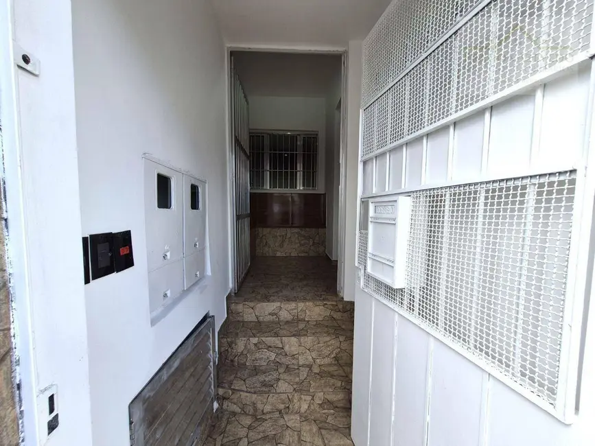 Foto 3 de Casa com 3 quartos para alugar, 100m2 em Vila Sônia, São Paulo - SP