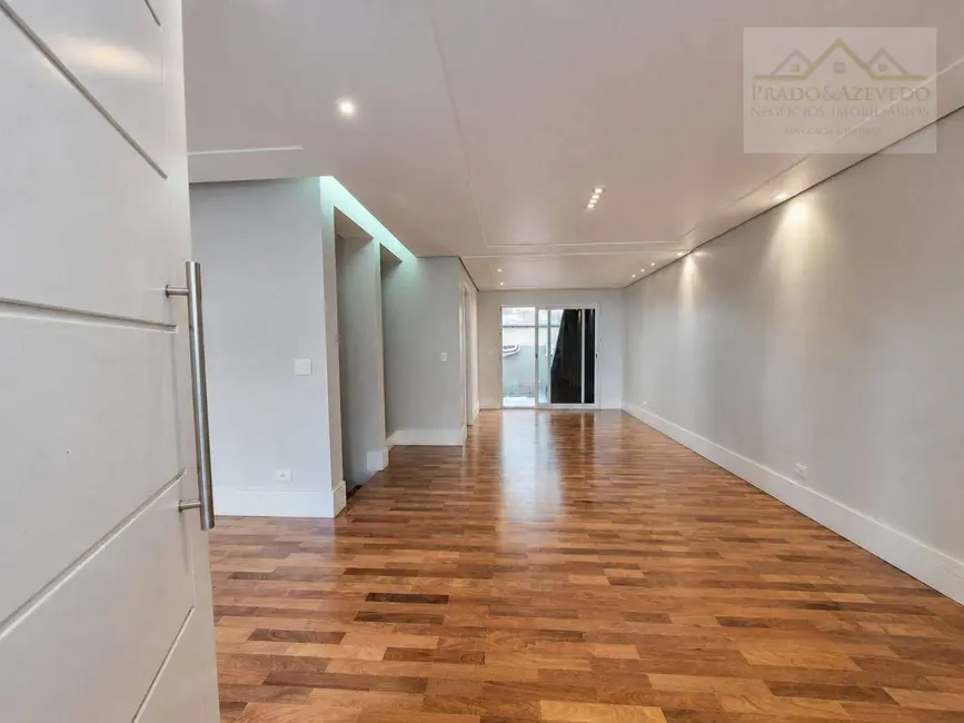Foto 1 de Casa de Condomínio com 4 quartos à venda, 205m2 em Vila Sônia, São Paulo - SP
