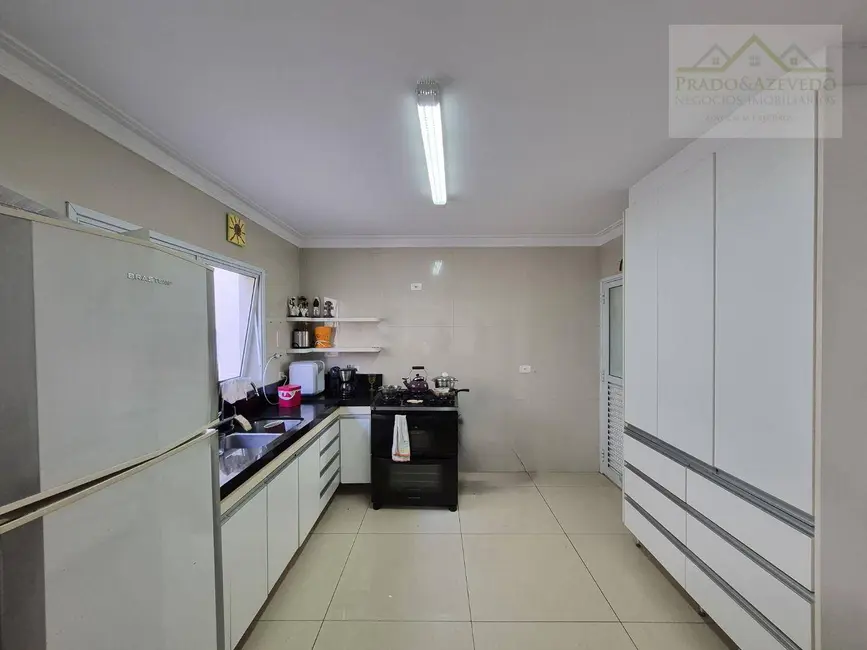 Casa de Condomínio com 4 quartos à venda e para alugar, 205m2 em Vila Sônia, São Paulo - SP - imagem 6 Foto 6 de Casa de Condomínio com 4 quartos à venda e para alugar, 205m2 em Vila Sônia, São Paulo - SP