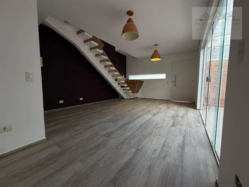 Casa com 2 quartos à venda, 114m2 em Vila Morse, São Paulo - SP - imagem 3 Foto 3 de Casa com 2 quartos à venda, 114m2 em Vila Morse, São Paulo - SP