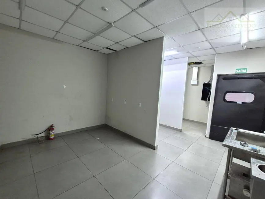 Foto 6 de Sala Comercial para alugar, 182m2 em Vila Morse, São Paulo - SP