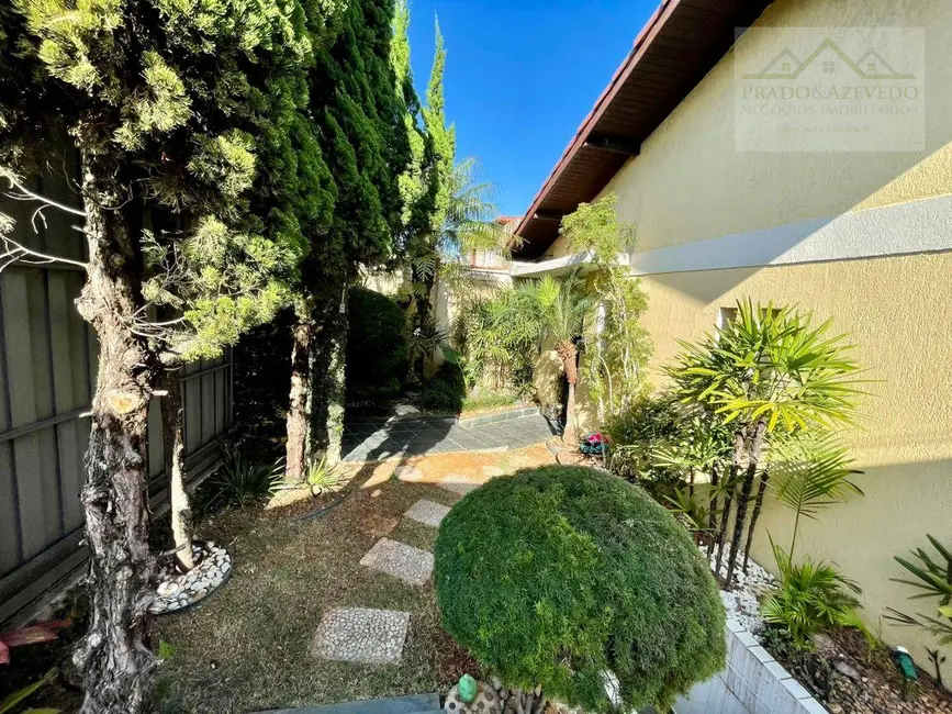 Foto 1 de Casa com 5 quartos à venda e para alugar, 400m2 em Vila Sônia, São Paulo - SP