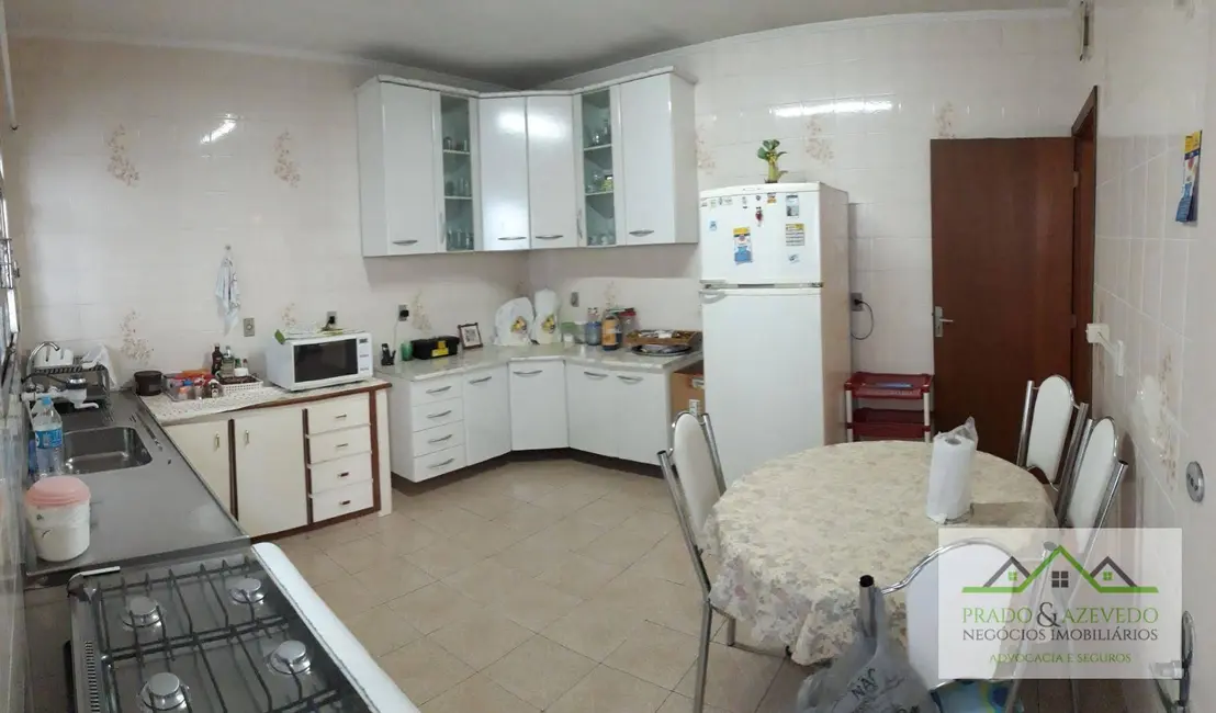 Foto 7 de Casa com 3 quartos à venda, 200m2 em Jardim Monte Kemel, São Paulo - SP