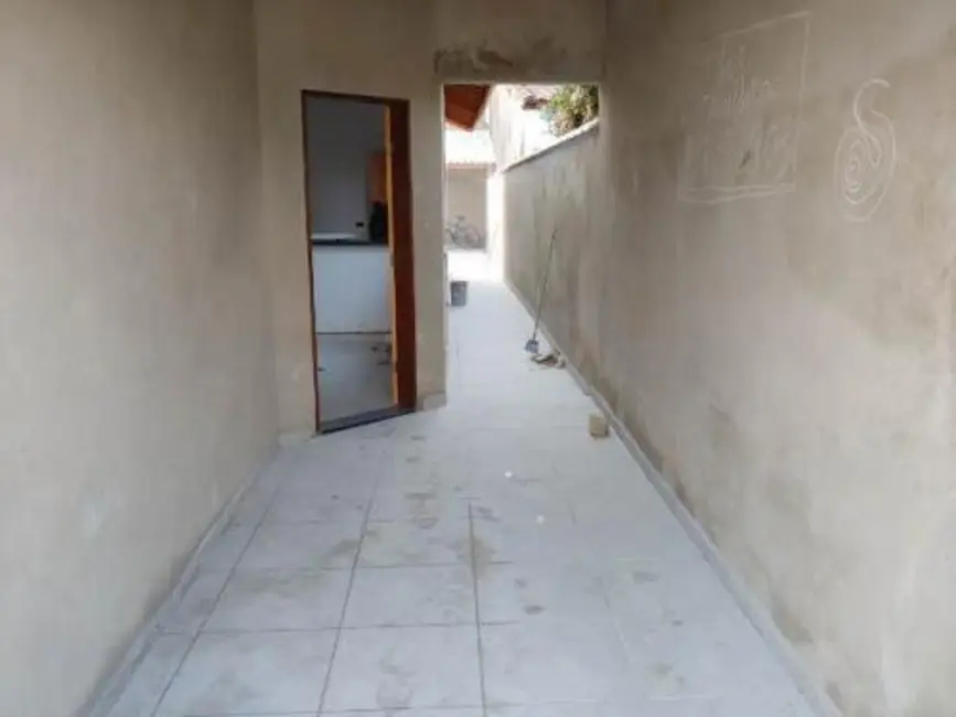 Foto 5 de Casa com 2 quartos à venda, 70m2 em Itanhaem - SP