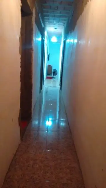 Foto 2 de Casa com 4 quartos à venda, 180m2 em Peruibe - SP
