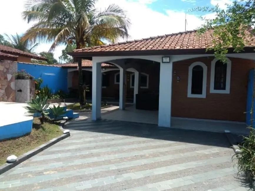 Foto 2 de Casa com 2 quartos à venda, 129m2 em Itanhaem - SP