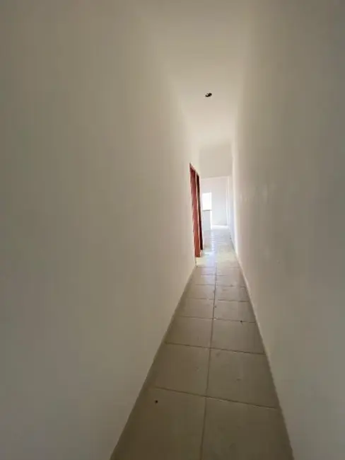 Foto 4 de Casa com 2 quartos à venda, 70m2 em Itanhaem - SP