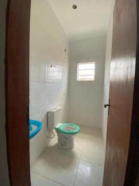 Foto 7 de Casa com 2 quartos à venda, 70m2 em Itanhaem - SP