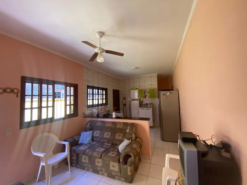 Foto 4 de Casa com 2 quartos à venda, 50m2 em Itanhaem - SP