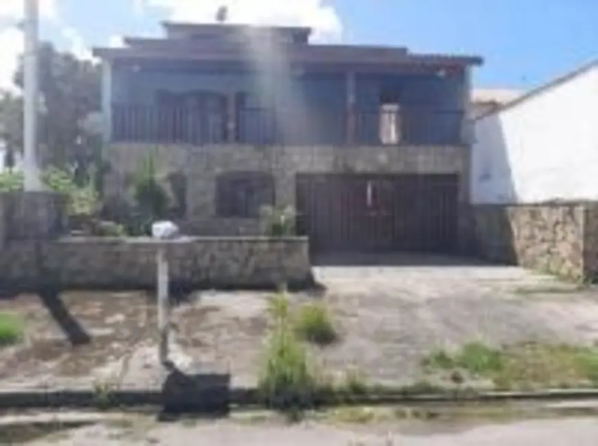 Foto 1 de Casa com 4 quartos à venda, 100m2 em Itanhaem - SP