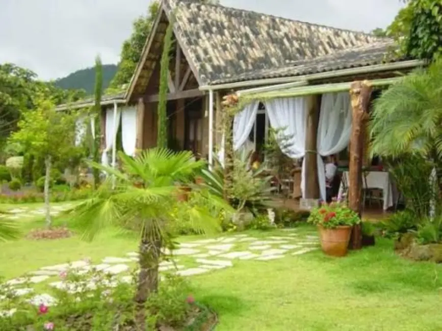 Foto 2 de Chácara com 4 quartos à venda, 300m2 em Itariri - SP