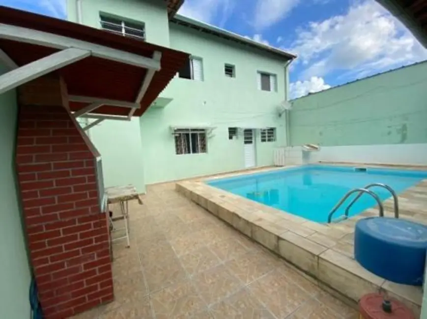 Foto 1 de Casa com 3 quartos à venda, 195m2 em Itanhaem - SP