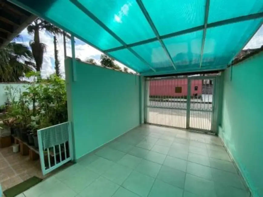 Foto 2 de Casa com 3 quartos à venda, 195m2 em Itanhaem - SP