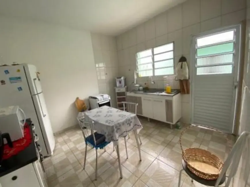Foto 4 de Casa com 3 quartos à venda, 195m2 em Itanhaem - SP