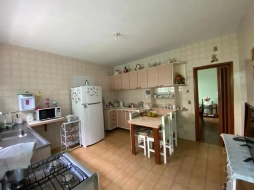Foto 5 de Casa com 3 quartos à venda, 195m2 em Itanhaem - SP