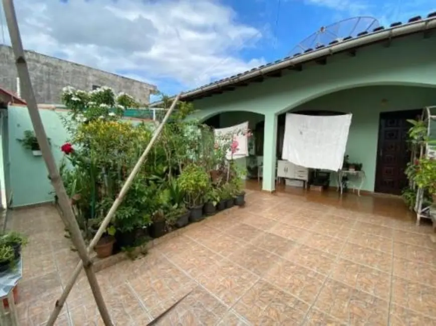 Foto 8 de Casa com 3 quartos à venda, 195m2 em Itanhaem - SP