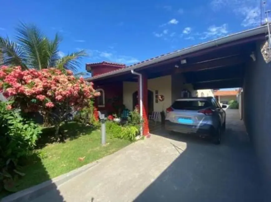 Foto 8 de Casa com 3 quartos à venda, 183m2 em Itanhaem - SP