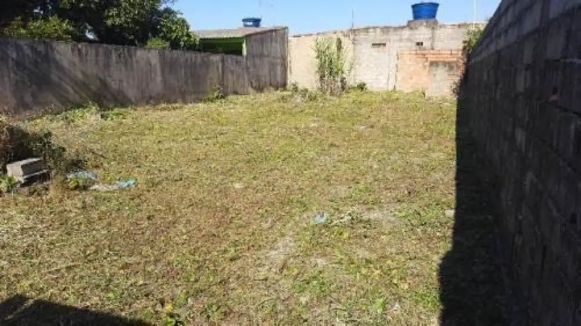 Foto 1 de Terreno / Lote à venda, 125m2 em Itanhaem - SP