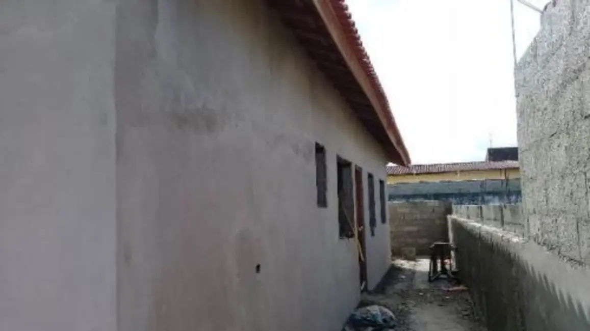 Foto 4 de Casa com 4 quartos à venda, 70m2 em Itanhaem - SP