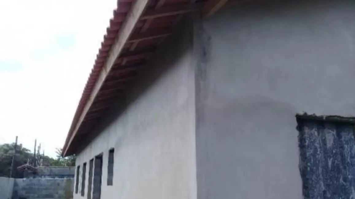 Foto 5 de Casa com 4 quartos à venda, 70m2 em Itanhaem - SP