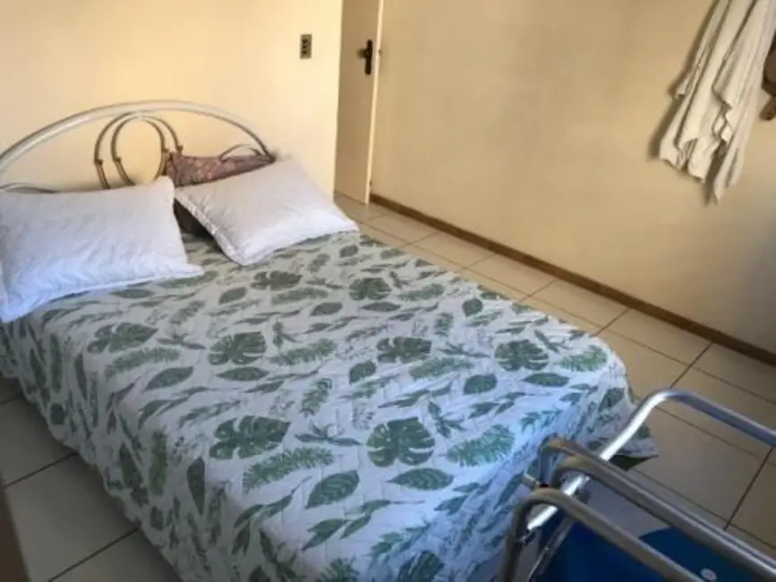 Apartamento com 2 quartos à venda, 57m2 em Guilhermina, Praia Grande - SP - imagem 4 Foto 4 de Apartamento com 2 quartos à venda, 57m2 em Guilhermina, Praia Grande - SP