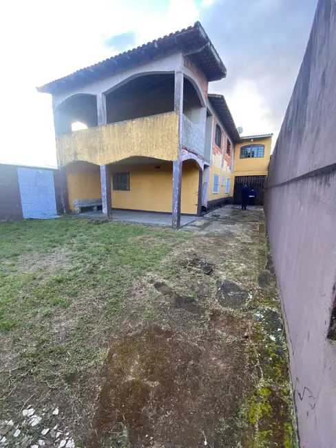 Foto 1 de Casa com 2 quartos à venda, 180m2 em Itanhaem - SP