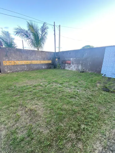 Foto 3 de Casa com 2 quartos à venda, 180m2 em Itanhaem - SP