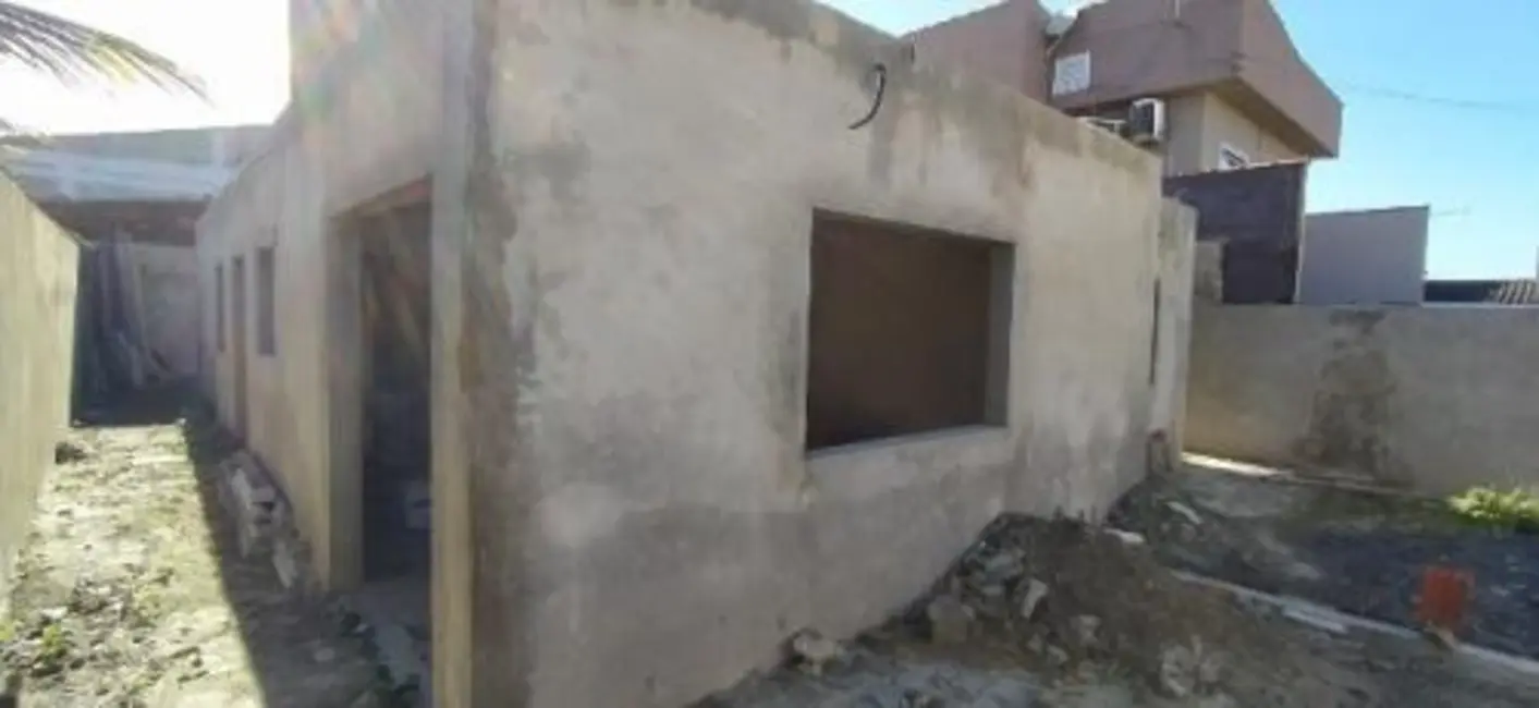 Foto 1 de Casa com 2 quartos à venda, 62m2 em Itanhaem - SP