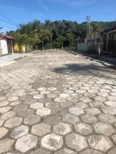 Foto 2 de Casa com 1 quarto à venda, 50m2 em Itanhaem - SP