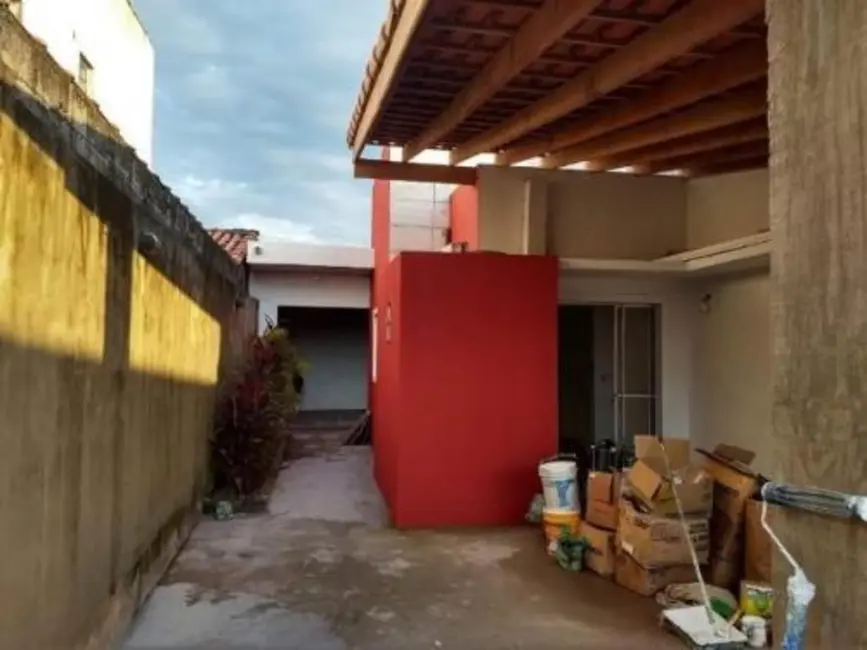 Foto 1 de Casa com 1 quarto à venda, 50m2 em Itanhaem - SP