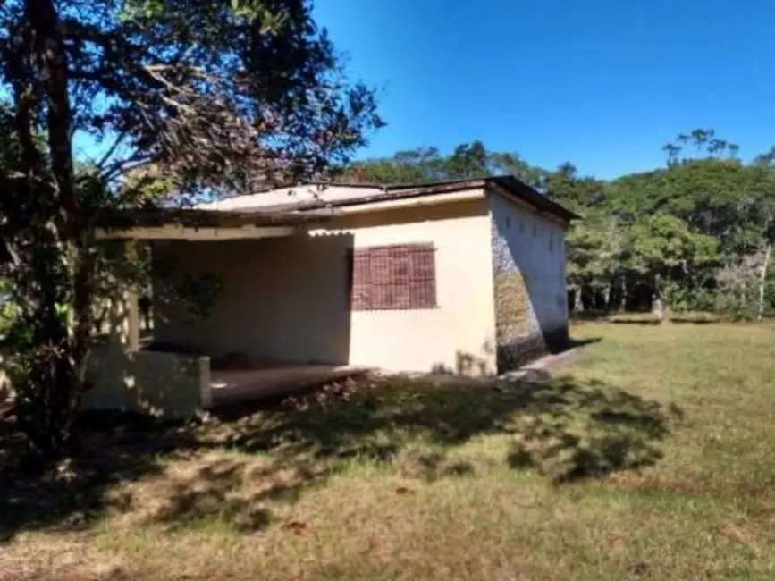 Chácara com 2 quartos à venda, 70m2 em Itanhaem - SP - imagem 5 Foto 5 de Chácara com 2 quartos à venda, 70m2 em Itanhaem - SP