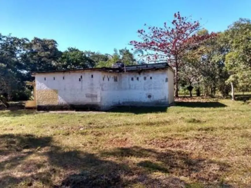 Chácara com 2 quartos à venda, 70m2 em Itanhaem - SP - imagem 3 Foto 3 de Chácara com 2 quartos à venda, 70m2 em Itanhaem - SP