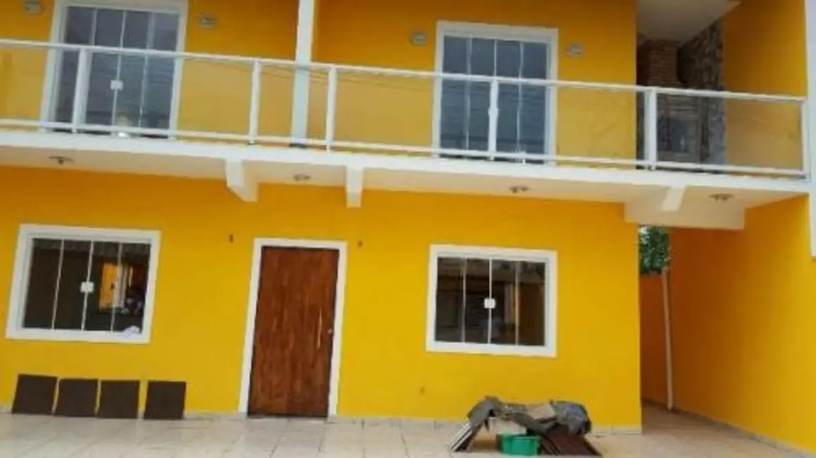 Foto 1 de Casa com 2 quartos à venda, 80m2 em Itanhaem - SP