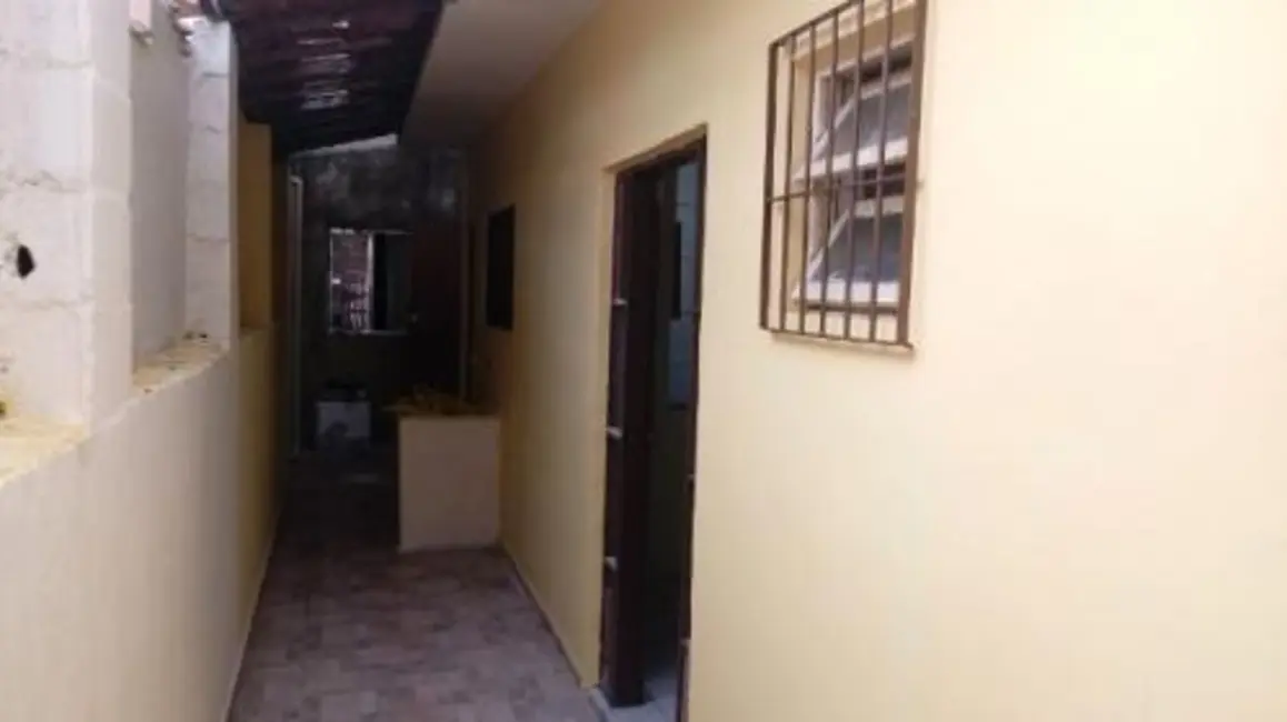 Foto 4 de Casa com 1 quarto à venda, 80m2 em Itanhaem - SP
