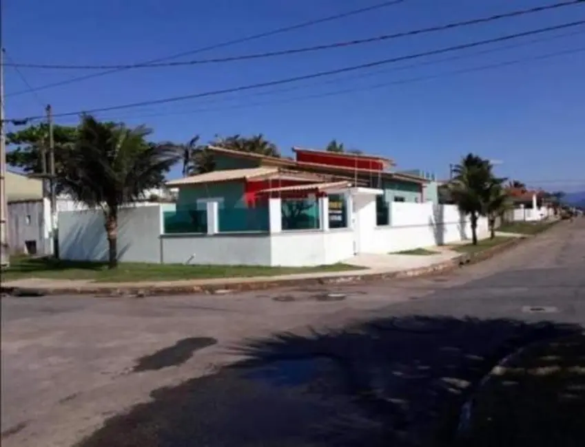 Foto 3 de Casa com 4 quartos à venda, 200m2 em Itanhaem - SP
