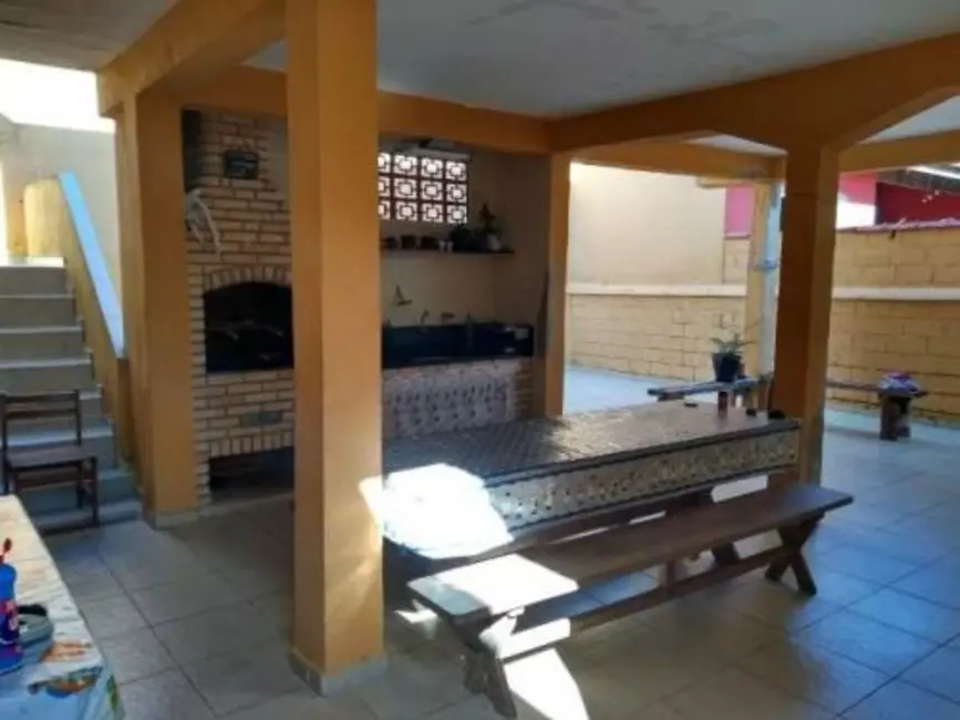 Foto 7 de Casa com 5 quartos à venda, 144m2 em Itanhaem - SP