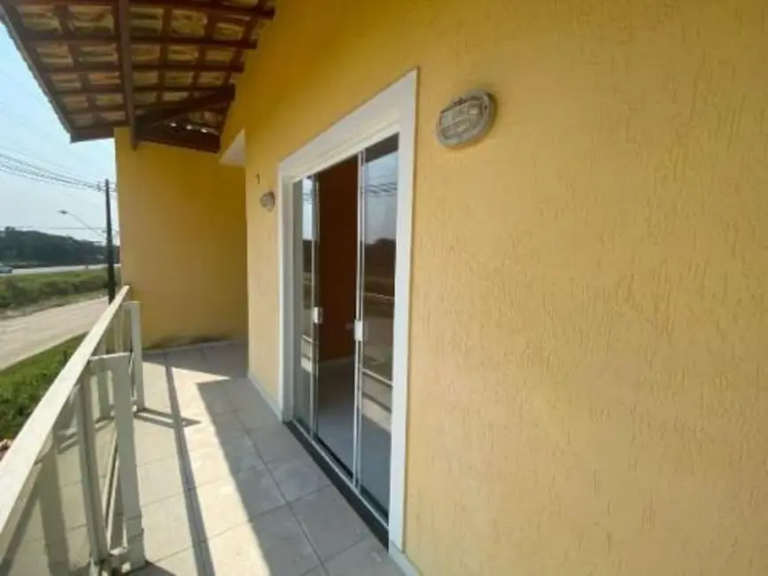 Foto 4 de Casa com 2 quartos à venda, 70m2 em Itanhaem - SP