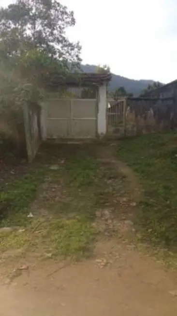 Chácara com 4 quartos à venda, 100m2 em Peruibe - SP - imagem 4 Foto 4 de Chácara com 4 quartos à venda, 100m2 em Peruibe - SP