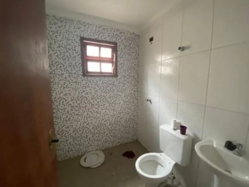 Foto 4 de Casa com 2 quartos à venda, 65m2 em Itanhaem - SP