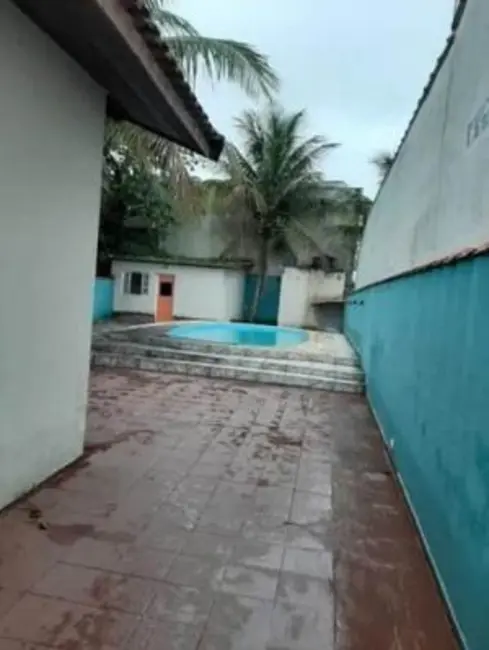 Foto 2 de Casa com 3 quartos à venda, 177m2 em Itanhaem - SP