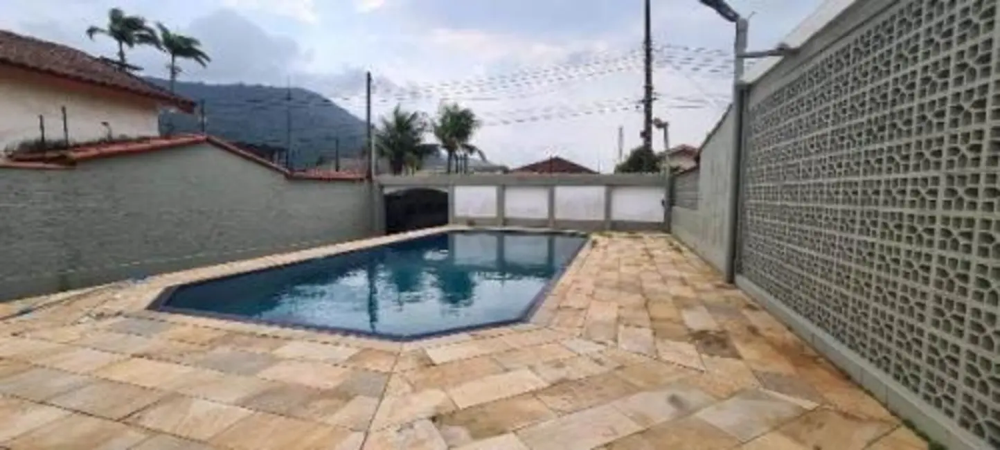 Foto 6 de Casa com 3 quartos à venda, 250m2 em Solemar, Praia Grande - SP