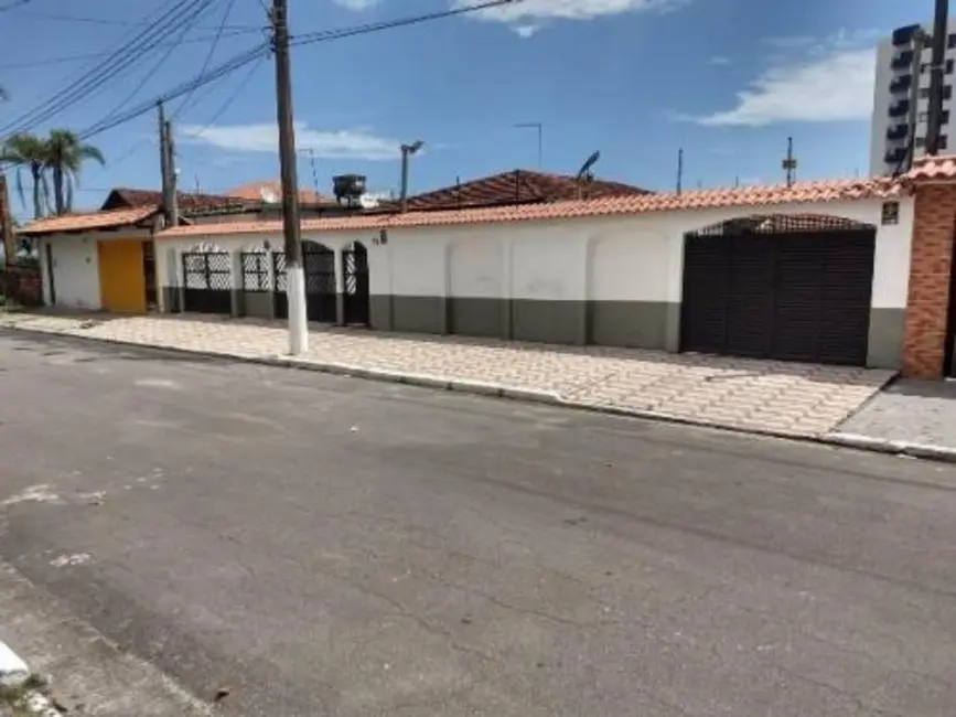 Foto 9 de Casa com 3 quartos à venda, 250m2 em Solemar, Praia Grande - SP