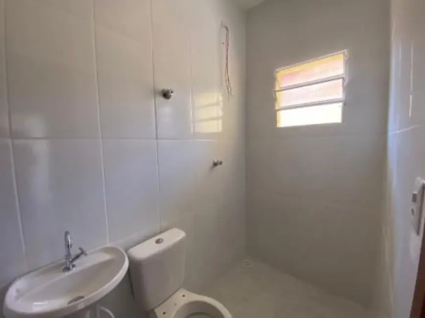 Foto 8 de Casa com 2 quartos à venda, 52m2 em Itanhaem - SP