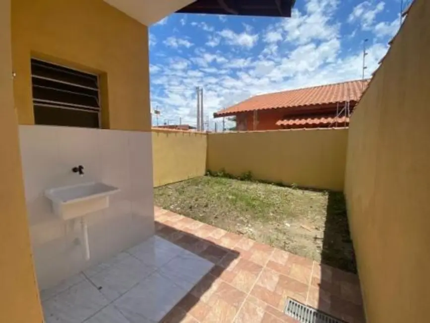 Foto 9 de Casa com 2 quartos à venda, 52m2 em Itanhaem - SP