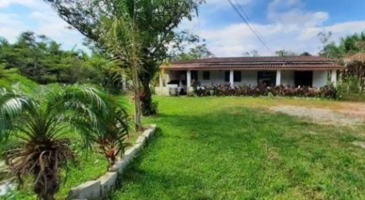 Foto 1 de Chácara com 3 quartos à venda, 140m2 em Peruibe - SP