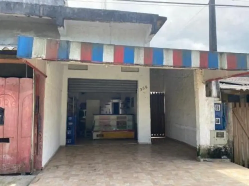 Casa com 1 quarto à venda, 80m2 em Itanhaem - SP - imagem 1 Foto 1 de Casa com 1 quarto à venda, 80m2 em Itanhaem - SP
