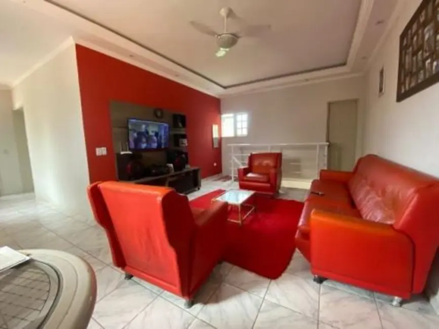 Foto 8 de Casa com 4 quartos à venda, 141m2 em Itanhaem - SP