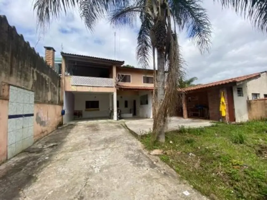 Foto 1 de Casa com 4 quartos à venda, 141m2 em Itanhaem - SP