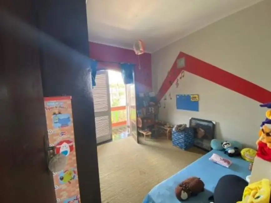 Foto 9 de Casa com 5 quartos à venda, 210m2 em Itanhaem - SP